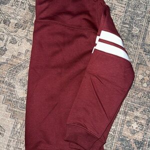 Maroon Maroon Sweatshirt